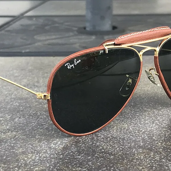 Aviator Max