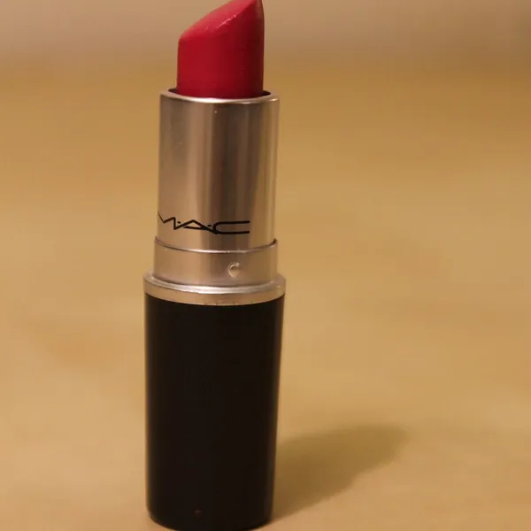 M·A·Cximal Silky Matte Lipstick – Lady Danger