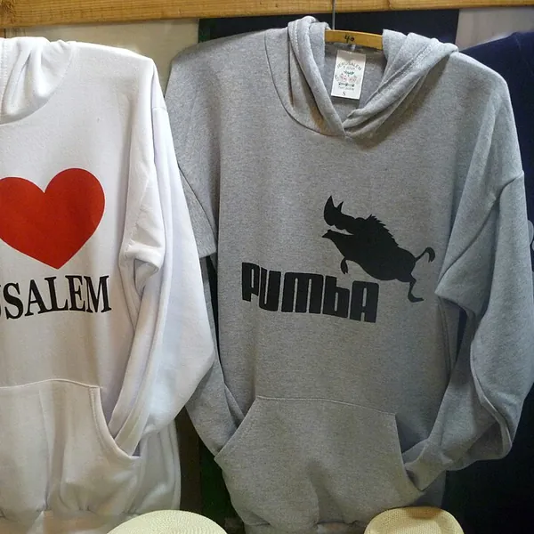 Sweatshirt